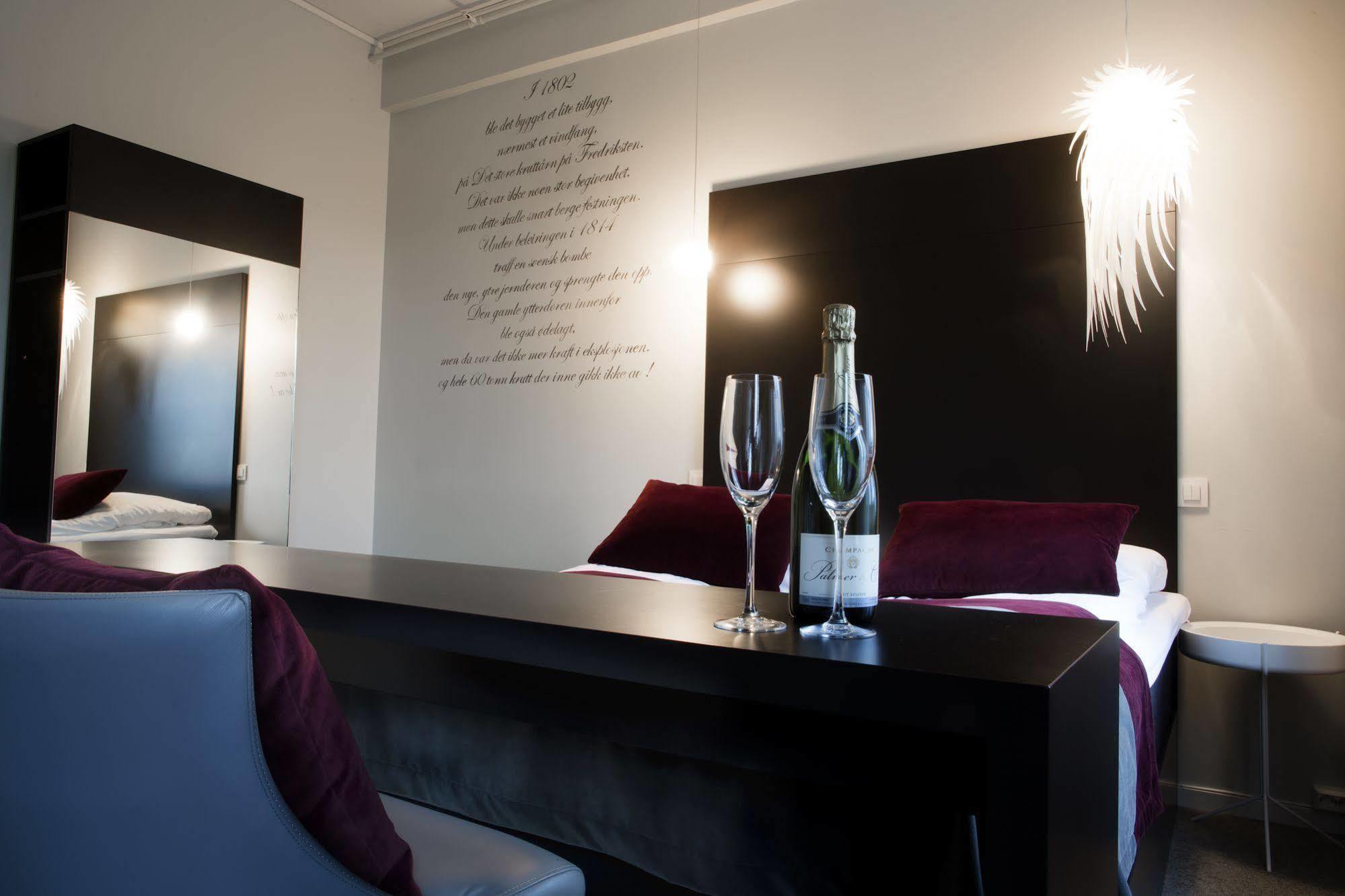 Fredriksten Hotell هالدن المظهر الخارجي الصورة